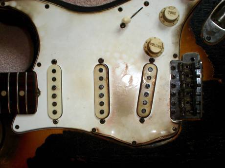 Один из первых образцов Fender