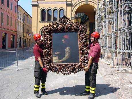 Болонья: выставка произведений, спасённых из-под завалов