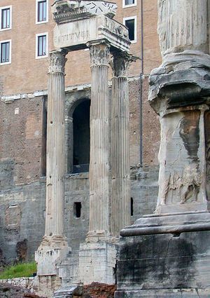 hram-vespasiana-i-tita-Tempio-di-Vespasiano