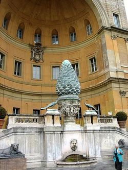 Ватиканские дворцы - Бельведерский дворец - Фонтан